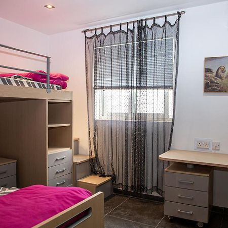 Dolmen Court Flat 10, Qawra Apartman San Pawl il-Baħar Kültér fotó
