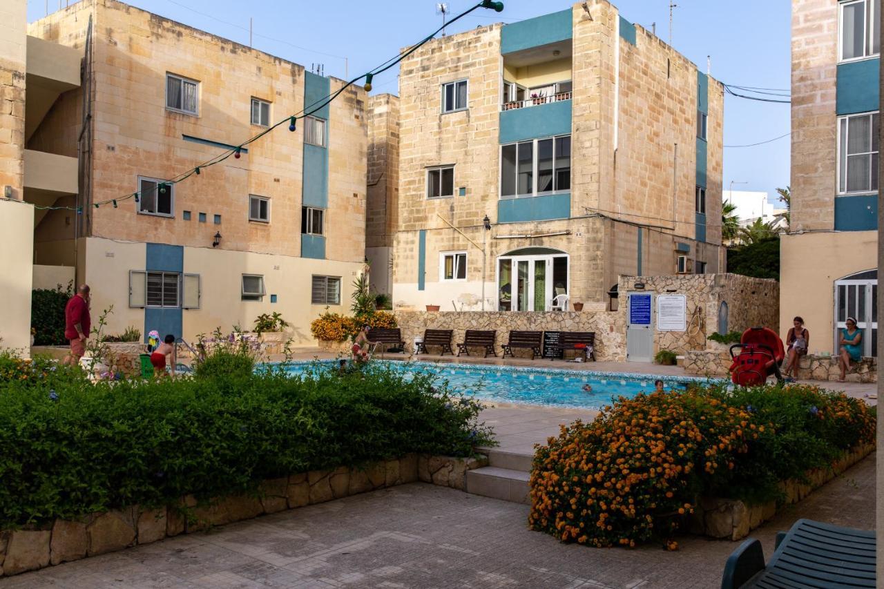 Dolmen Court Flat 10, Qawra Apartman San Pawl il-Baħar Kültér fotó