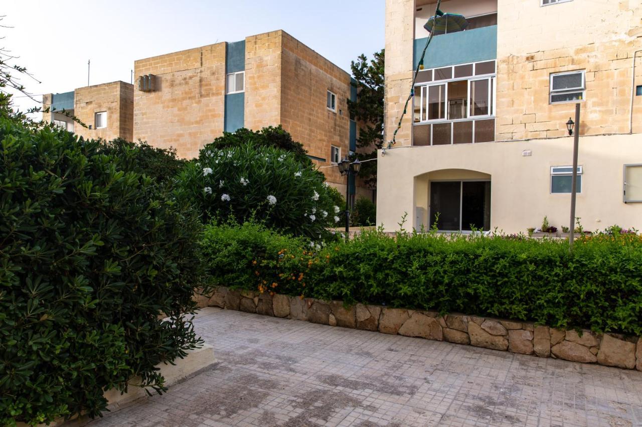 Dolmen Court Flat 10, Qawra Apartman San Pawl il-Baħar Kültér fotó